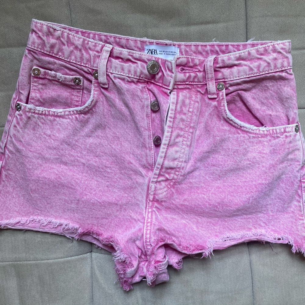 Zara High Waisted Button-Up Shorts